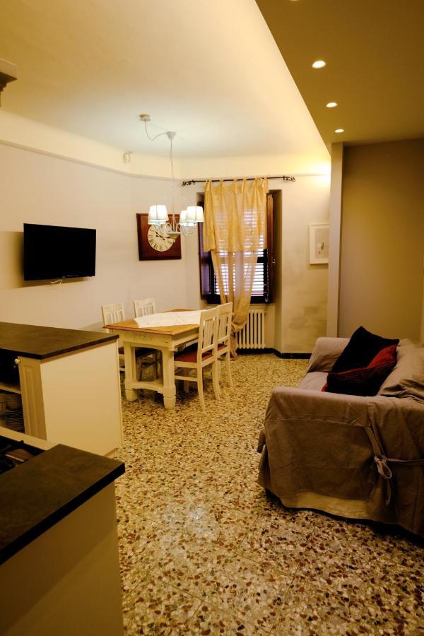 La Casa Di Francesco E Rosina Apartment ซัน เบเนเดตโต เดล ตรอนโต ภายนอก รูปภาพ