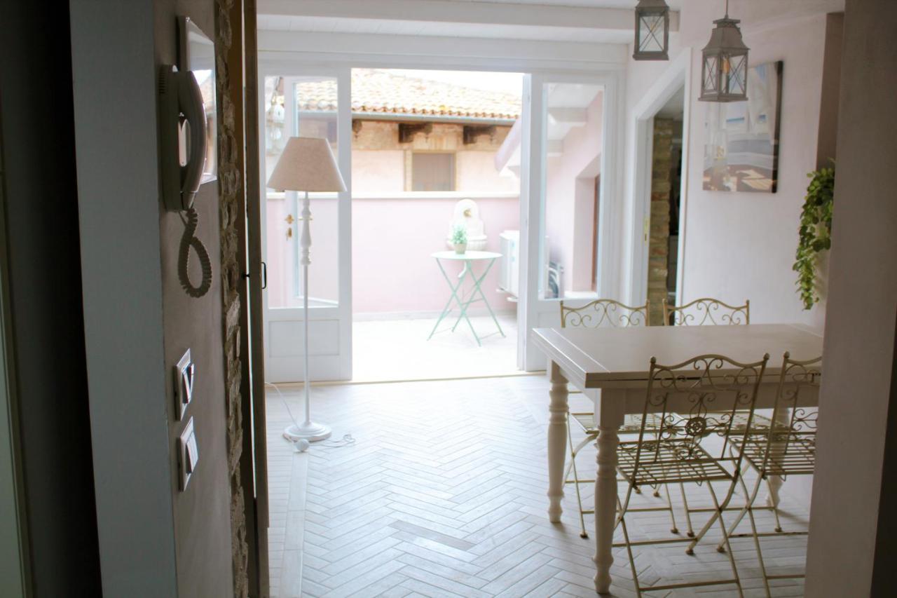 La Casa Di Francesco E Rosina Apartment ซัน เบเนเดตโต เดล ตรอนโต ภายนอก รูปภาพ